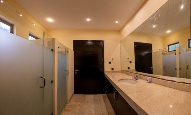 ESPECTACULAR casa DE LUJO en la privada más exclusiva dentro de la ciudad, Bosques de Altabrisa