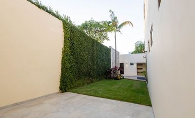 ESPECTACULAR casa DE LUJO en la privada más exclusiva dentro de la ciudad, Bosques de Altabrisa