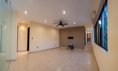 ESPECTACULAR casa DE LUJO en la privada más exclusiva dentro de la ciudad, Bosques de Altabrisa