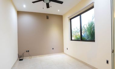 ESPECTACULAR casa DE LUJO en la privada más exclusiva dentro de la ciudad, Bosques de Altabrisa