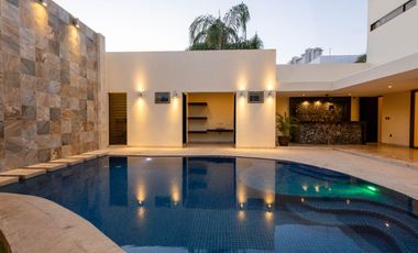 ESPECTACULAR casa DE LUJO en la privada más exclusiva dentro de la ciudad, Bosques de Altabrisa