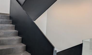 VENTA CASA EN ESQUINA SECTOR ENCINO BOSQUES DE LAS MISIONES