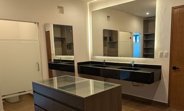 VENTA CASA EN ESQUINA SECTOR ENCINO BOSQUES DE LAS MISIONES