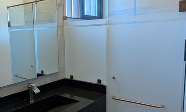 VENTA CASA EN ESQUINA SECTOR ENCINO BOSQUES DE LAS MISIONES