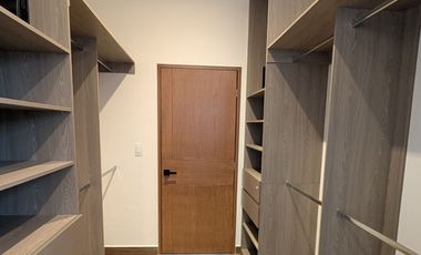 VENTA CASA EN ESQUINA SECTOR ENCINO BOSQUES DE LAS MISIONES