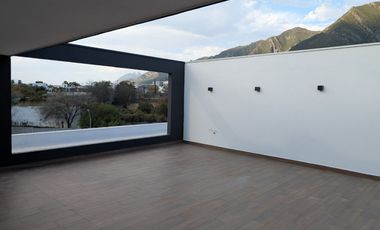 VENTA CASA EN ESQUINA SECTOR ENCINO BOSQUES DE LAS MISIONES