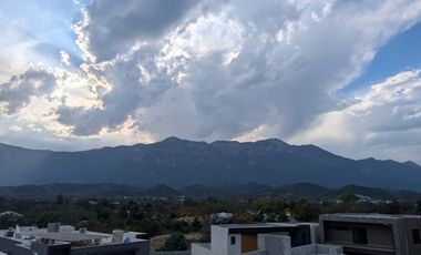 VENTA CASA EN ESQUINA SECTOR ENCINO BOSQUES DE LAS MISIONES