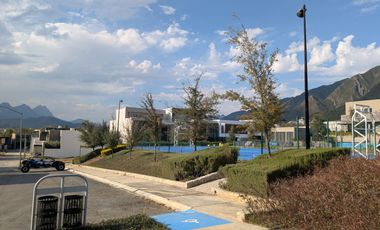 VENTA CASA EN ESQUINA SECTOR ENCINO BOSQUES DE LAS MISIONES