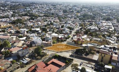 TERRENO EN VENTA  763 m2 COL. LA AURORA
