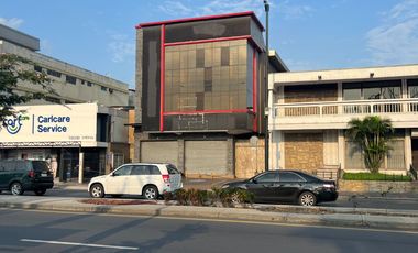 RENTO EDIFICIO-COMERCIAL, Avda. San Jorge, Kennedy, p. baja y 2 pisos altos. se lo puede alquilar por piso o todo el Edif.