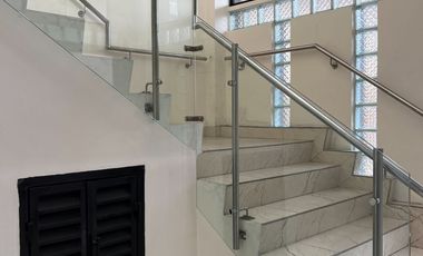 RENTO EDIFICIO-COMERCIAL, Avda. San Jorge, Kennedy, p. baja y 2 pisos altos. se lo puede alquilar por piso o todo el Edif.