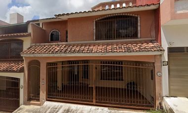 Venta de Casa Barata en Residencial Monte Magno. Veracruz