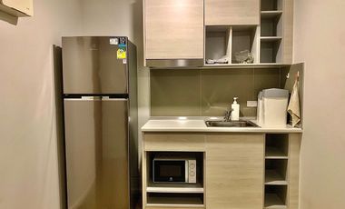Spacious condo at an unbeatable price, well below market value! Rill Condo Rangsit – Prime location on Kamphaeng Phet Road, near Rangsit University!