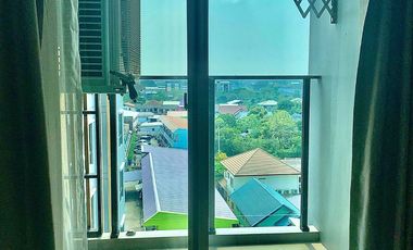 Spacious condo at an unbeatable price, well below market value! Rill Condo Rangsit – Prime location on Kamphaeng Phet Road, near Rangsit University!