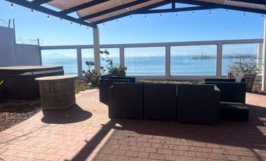 Beach Front Residence, 5Bdrm 7Bath Residencia Frente de Playa fully furnished
