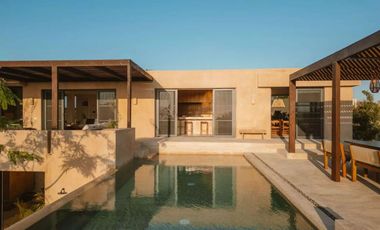 Casa con terraza y alberca privada, en venta, Todos Santos, Baja California Sur
