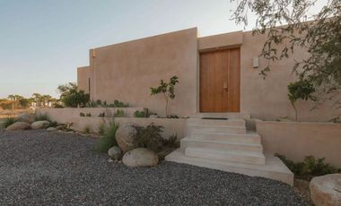 Casa con terraza y alberca privada, en venta, Todos Santos, Baja California Sur