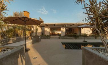 Casa con terraza y alberca privada, en venta, Todos Santos, Baja California Sur
