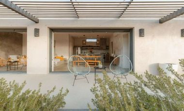 Casa con terraza y alberca privada, en venta, Todos Santos, Baja California Sur