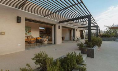 Casa con terraza y alberca privada, en venta, Todos Santos, Baja California Sur