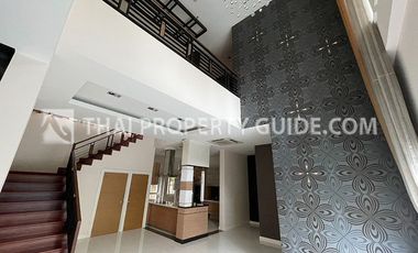 Ready to move in (House with Private Pool)