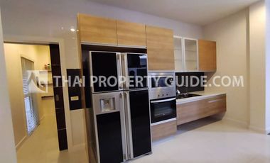 Ready to move in (House with Private Pool)