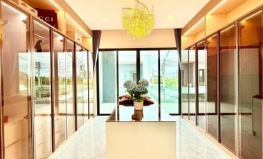 A luxurious pool villa 5 Bed, 6 Bath 182 sqw. @ Soi Nong Mai Kaen 17 - Pattaya
