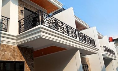 RUMAH DIAPIT 2 PINTU TOL CISALAK DAN GTO CIBUBUR