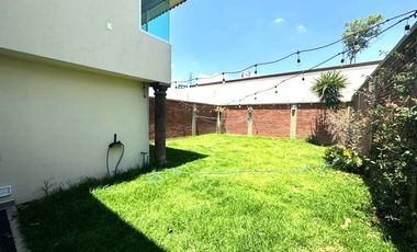 Casa en VENTA Modelo Verona con ampliación y remodelación en Fraccionamiento Residencial Bosque de las Fuentes, en Calimaya, Estado de México.