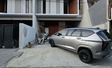 Rumah baru di komplek elit cempaka putih jakarta pusat