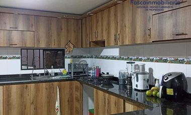 CASA EN VENTA EN EL RECREO