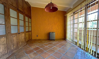 BONITA CASA EN SAN CRISTOBAL DE LAS CASAS CON AMPLIO JARDIN