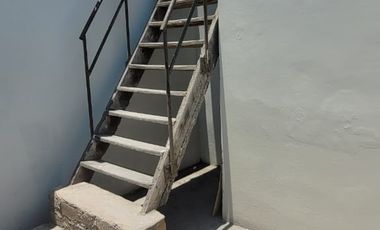 Vendo Edificio de 03 Pisos + Aires – Ideal Para Negocio, Taller o Alquiler