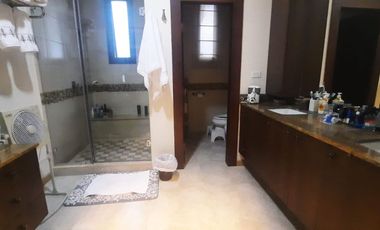 Samborondon, Renta de linda casa 4 dormitorios con piscina