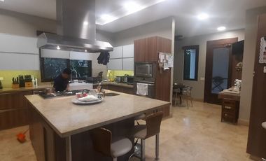 Samborondon, Renta de linda casa 4 dormitorios con piscina