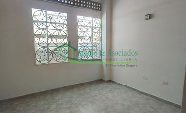 VENDEMOS CASA OFICINAS DE DOS PLANTAS CON BODEGA  EN EL BARRIO GAITÁN DE GIRARDOT CUNDINAMARCA- COLOMBIA.