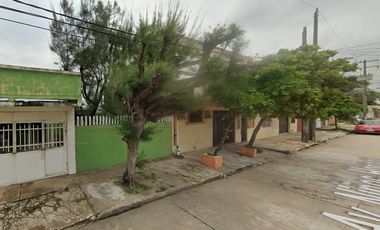 Venta de Casa Barata en Col. Playa Sol. Veracruz