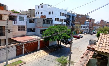 👨‍👩‍👧‍👦 VENDO MODERNA Y ELEGANTE CASA DE 3 PISOS + AZOTEA EN SAN LUIS