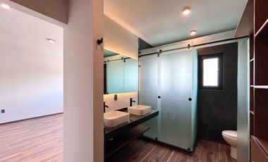 Casa en venta en Cennet Grand