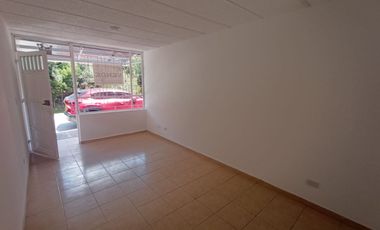CASA EN VENTA - URBANIZACIÓN SOL DE ORIENTE.