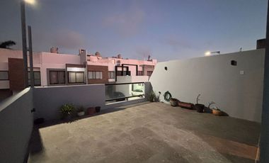 CASA EN RENTA EN RESIDENCIAL ALIKA EN ZONA NORTE DEL PUERTO DE VERACRUZ