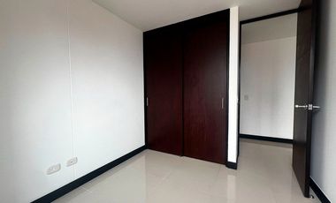 48114 Apartamento en arriendo en el sector Camino Verde, Envigado