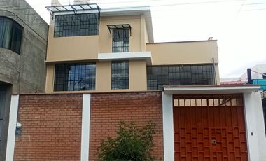 SE VENDE HERMOSA CASA EN EL TAMBO