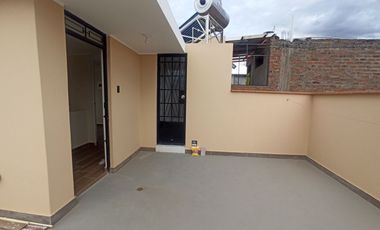 SE VENDE HERMOSA CASA EN EL TAMBO