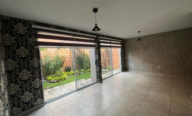 HERMOSA CASA EN VENTA ZONA NATURA 2 LOMAS DE ANGELOPOLIS