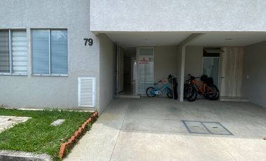 VENDO CASA CIUDAD COUNTRY CALI