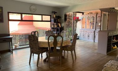 Casa en venta con acabados de lujo Pedregal de San Nicolás
