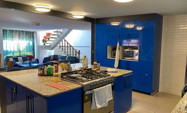 Casa en venta con acabados de lujo Pedregal de San Nicolás