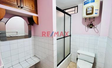 Se Vende Casa, Excelente Ubicación En Ate