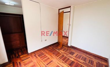 Se Vende Casa, Excelente Ubicación En Ate